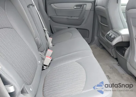 2013 Chevrolet Traverse Ls z USA, uszkodzony, nr VIN 1GNKRFKDXDJ172335